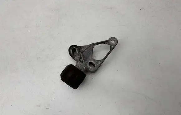Audi A4 S4 B8 8K Engine mounting bracket 8K0199343C