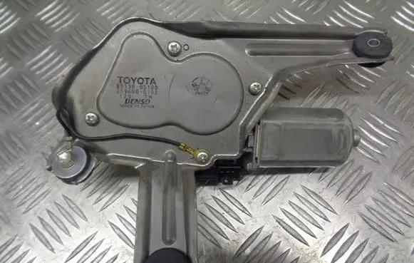 Toyota Avensis T250 Wiper motor