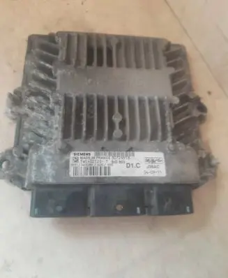 Volvo V50 Engine control unit/module 30729518 5WS40212G