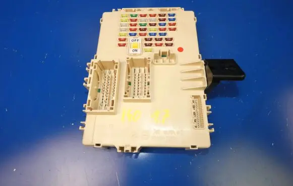 Hyundai i40 Fuse box set 91950-3Z021 1013502002 3Z0211305020096