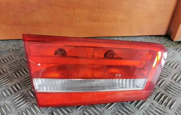 Audi A6 S6 C7 4G Tailgate rear/tail lights 4G9945093