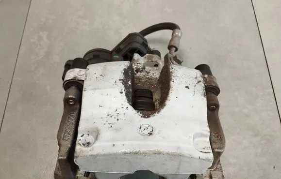 Mercedes-Benz GLC C253 Rear brake caliper A2534230998