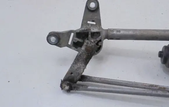 Honda Accord Front wiper linkage 32201