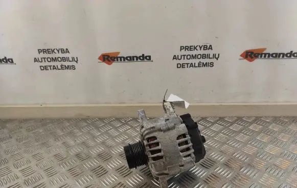 Hyundai ix20 Generator/alternator 373002B760