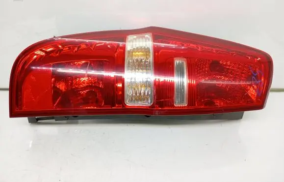 Hyundai H-1, Starex, Satellite Rear/tail lights