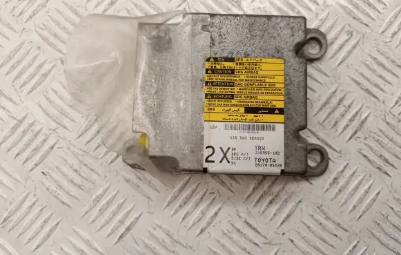 Toyota Avensis T250 Airbag control unit/module 8917005220 215955102