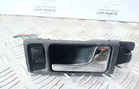 Audi A6 S6 C4 4A Front door interior handle 4A0837020A