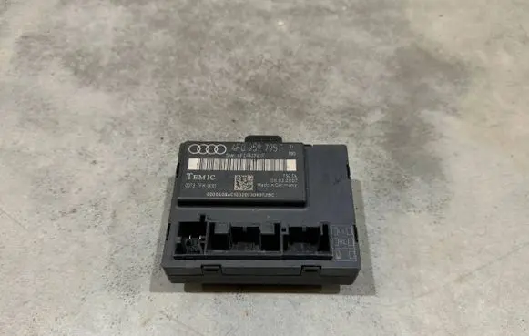 Audi A6 S6 C6 4F Door control unit/module 4F0959795F