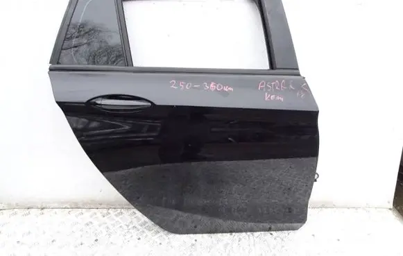 Opel Astra K Rear door 
