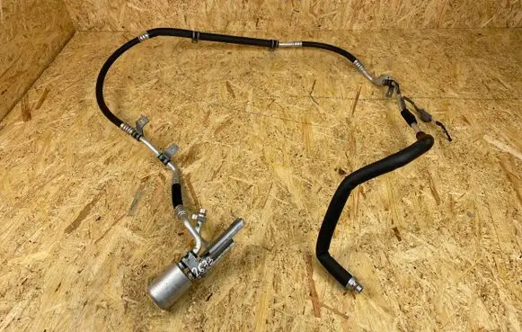 Renault Zoe Air conditioning (A/C) pipe/hose 924477415R 924476933R