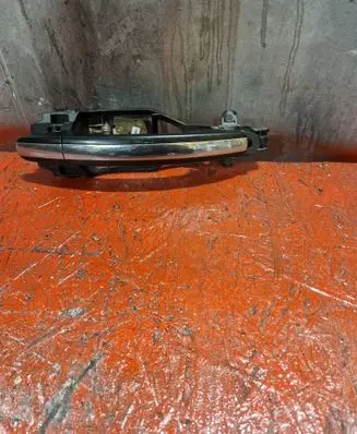 Volkswagen Phaeton Front door handle cover 3D4839167B