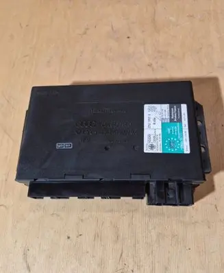 Audi A6 S6 C5 4B Comfort/convenience module 4B0962258D 410215006005