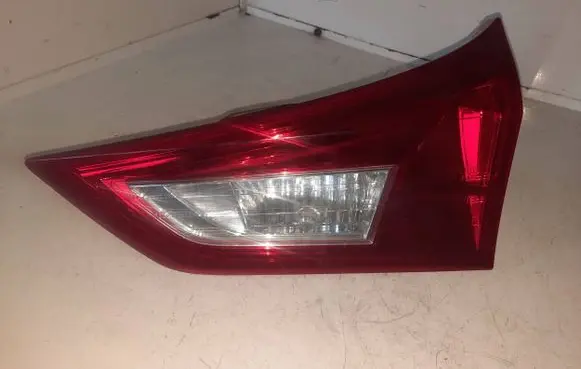 Toyota Auris E180 Tailgate rear/tail lights 05180238 0000 02268