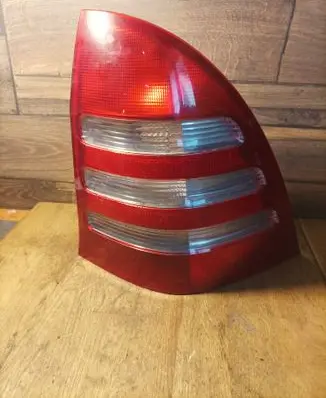 Mercedes-Benz C W203 Rear/tail lights