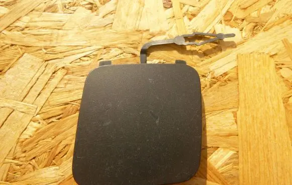 Peugeot Partner III Front tow hook cap/cover 9816769280