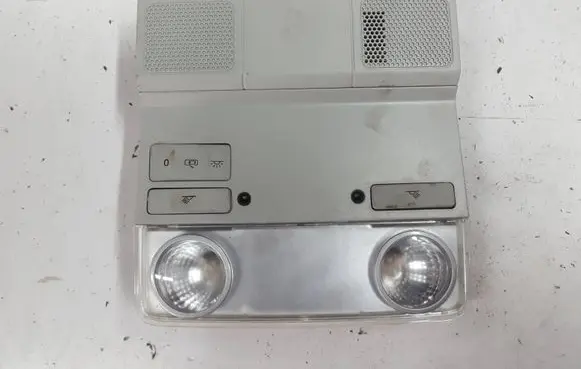Volkswagen Golf V Front seat light 1K0947133EXAUTOPX 1K0947133E
