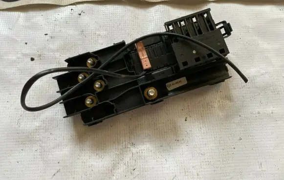 Mercedes-Benz E W211 Fuse module A2115452301 2115452301