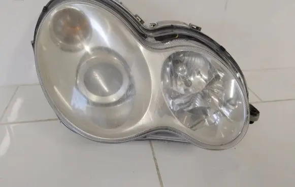 Mercedes-Benz C W203 Headlight/headlamp A2038201859 0301166278 LE98B647