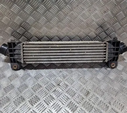 Ford Mondeo Mk III Intercooler radiator 868963A AUJ7B 1S7Q9L440