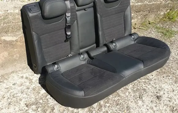Hyundai i30 Second row seats 