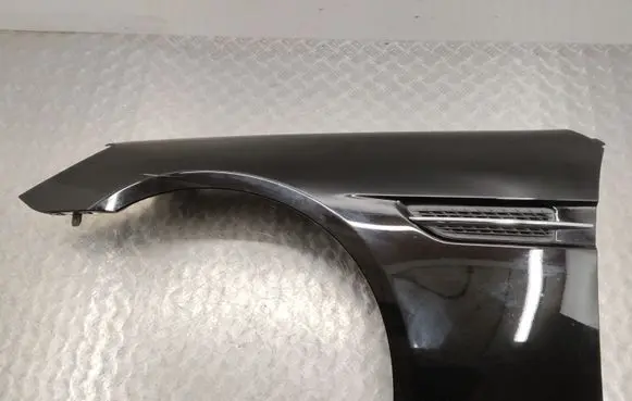 Mercedes-Benz SLK R172 Fender A1728810301 1514ZA