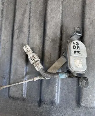 Lexus LS 430 Air suspension front height level sensor 04L08Y