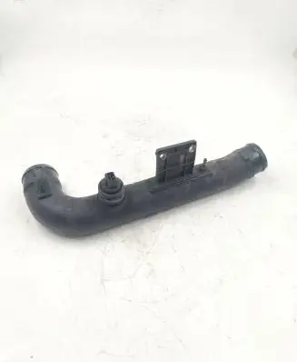 Audi A4 S4 B5 8D Intercooler hose/pipe 8D0145840A