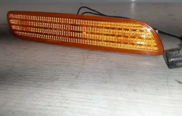 Volvo S40, V40 Front indicator light 34400114