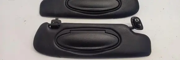 Sun visor