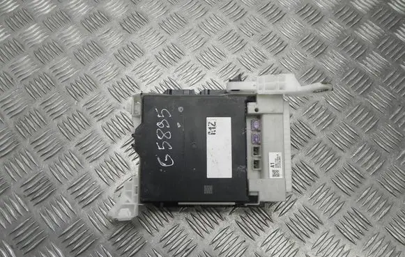 Toyota C-HR I Fuse box set 82730F4010B