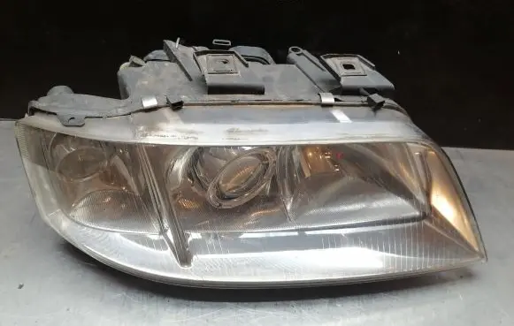 Audi A6 S6 C5 4B Headlight/headlamp 14846600 14846800