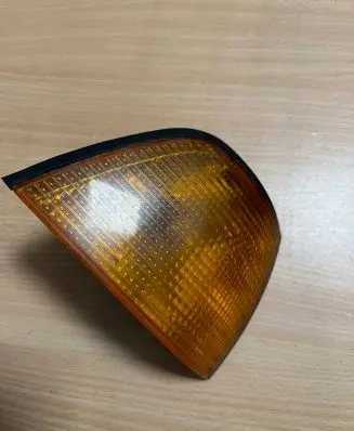 BMW 3 E36 Front indicator light 1384032