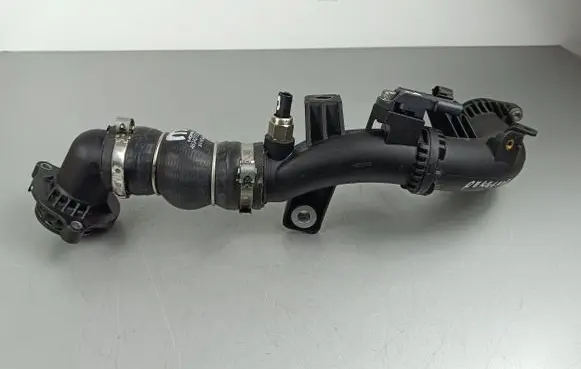 Air intake hose/pipe