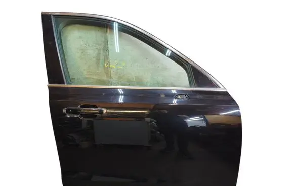 Volvo XC90 Front door