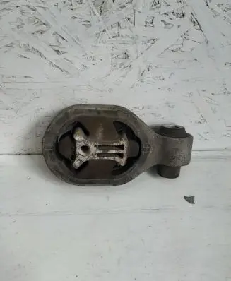 Nissan Juke I F15 Engine mount bracket A8653110A