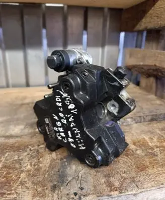 KIA Carens II Fuel injection high pressure pump 0445010121
