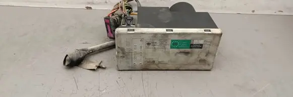 Audi A3 S3 8L Central locking vacuum pump 8D0862257