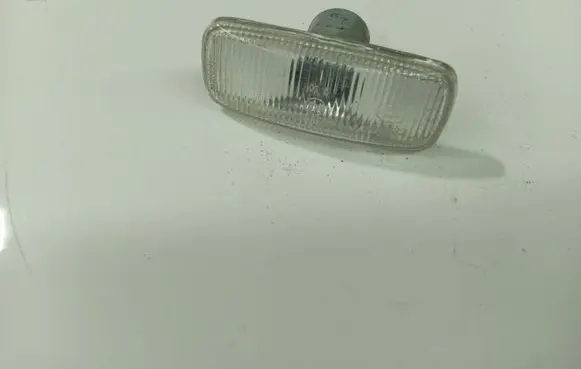Fiat Freemont Front fender indicator light 