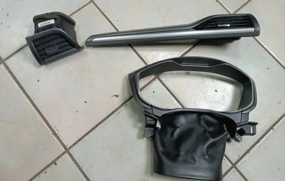 Ford Fusion II Panel trim