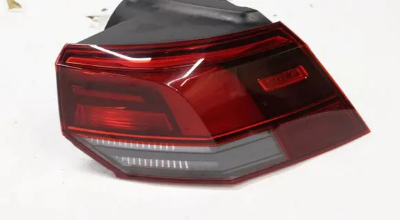 Volkswagen Golf VIII Rear/tail lights 5H0945096C