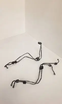 Toyota Land Cruiser (BJ70) Fuel injector supply line/pipe 