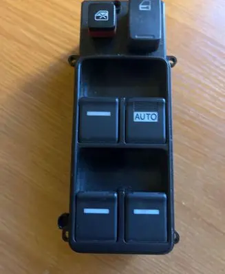 Honda Accord Electric window control switch C8HHH2SMF70