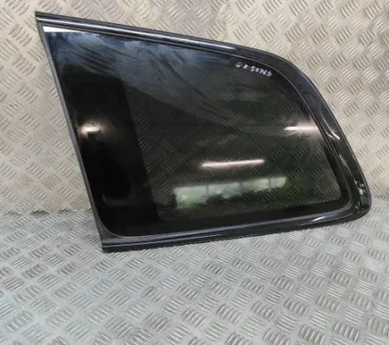 Volvo XC90 Rear side window 32244139