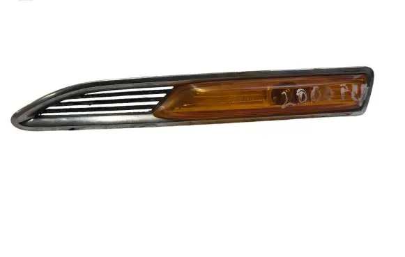 Ford Mondeo MK IV Front fender indicator light 7S7113K354AF