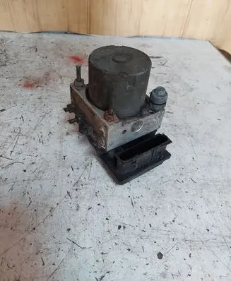 Nissan Primera ABS Pump 8D000899303 8210019100