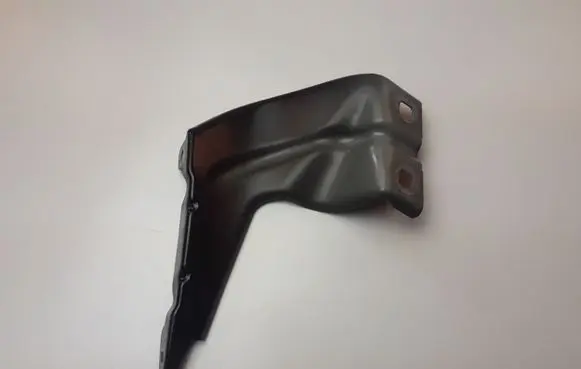 Audi Q2 - Fender mounting bracket 81A821135