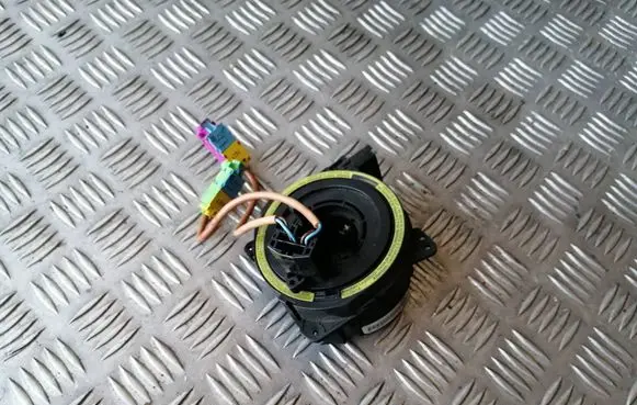Volvo S80 Airbag slip ring squib (SRS ring) 30669744