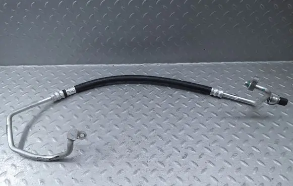 Air conditioning (A/C) pipe/hose