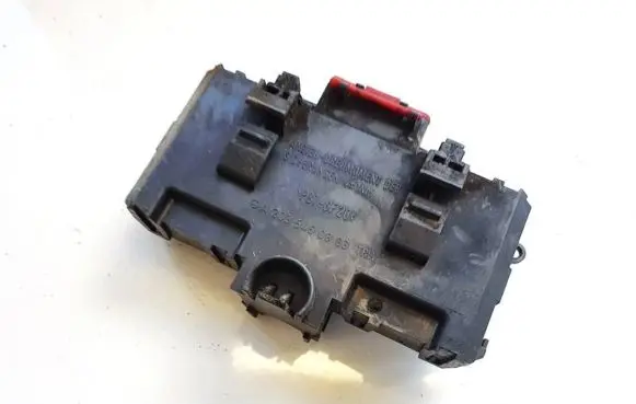 Mercedes-Benz CLK A209 C209 Fuse box set a2035450803 a2035450301