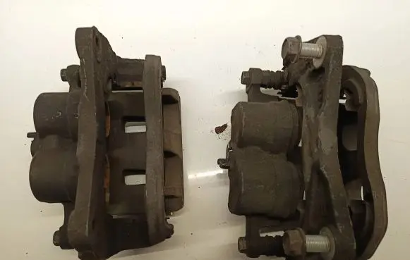 Subaru Outback Front brake caliper 26692AJ041 26692AJ051